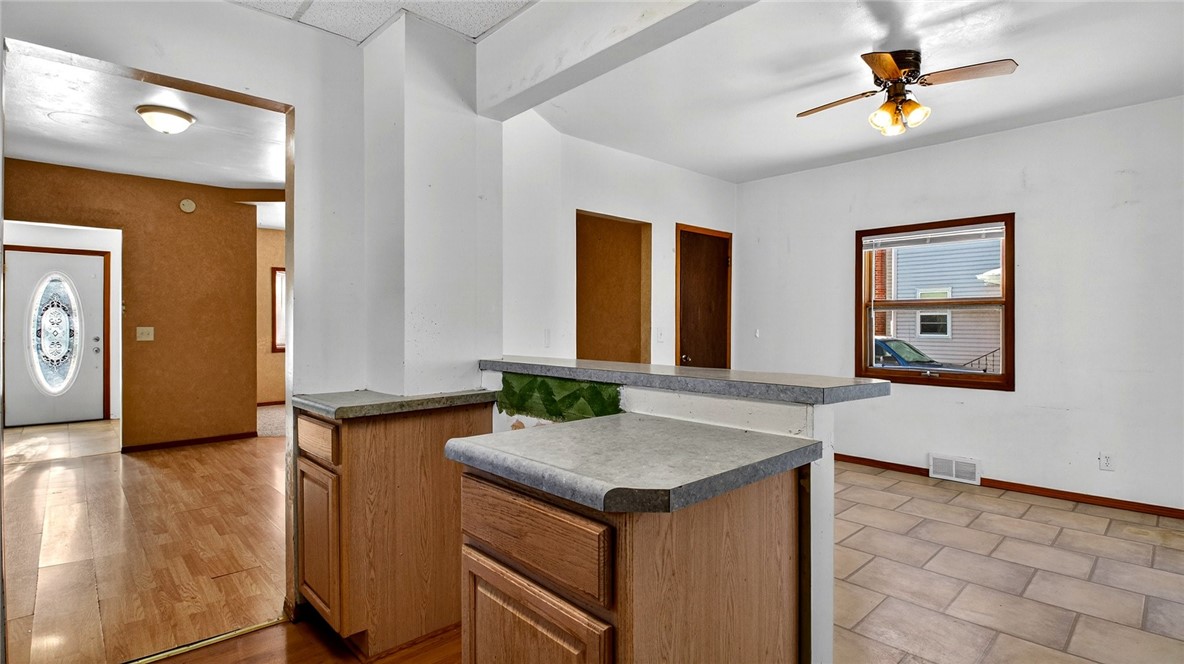 623 E Miner Avenue Property Photo 8