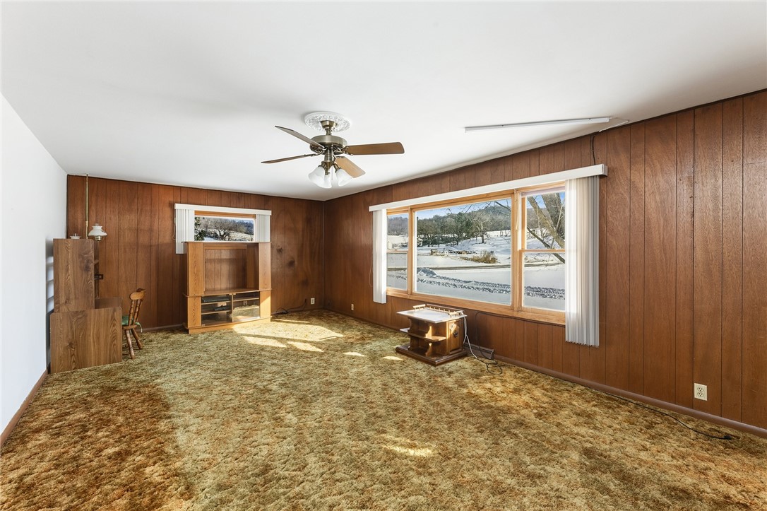 W53 Evanger Road Property Photo 12