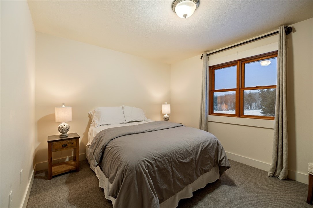 1525 6 1/2 Avenue Property Photo 21