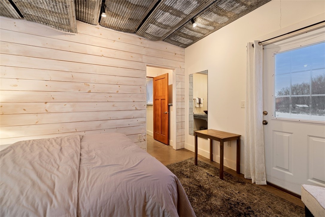 1525 6 1/2 Avenue Property Photo 34