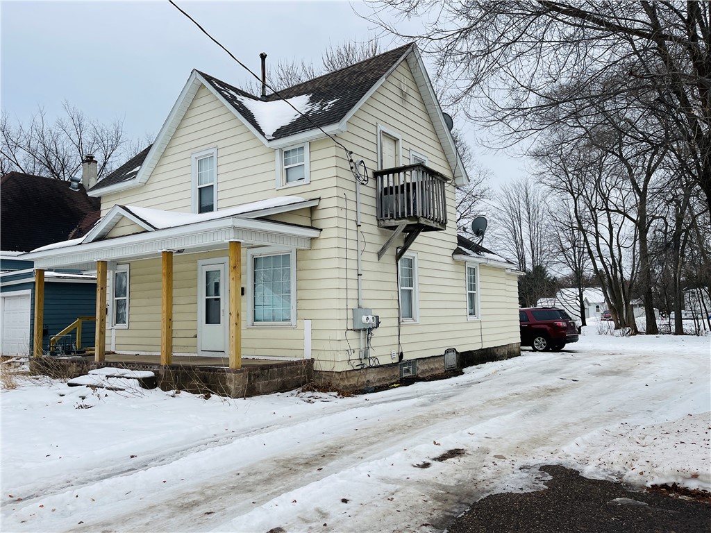 2736 3rd Street 1&2 Property Photo 3