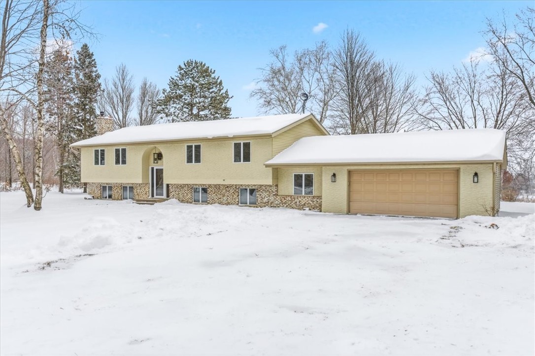 1735 Highway 63 Property Photo 3