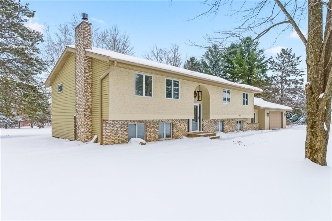 1735 Highway 63 Property Photo 5