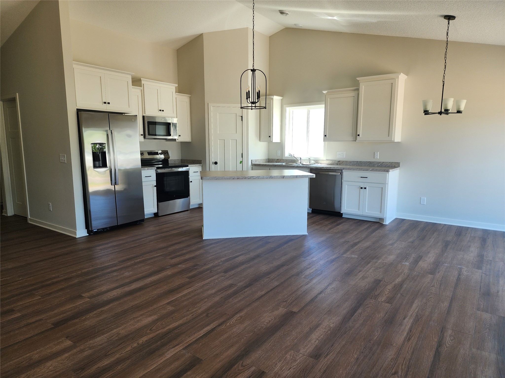 330 Mill Street Property Photo 6