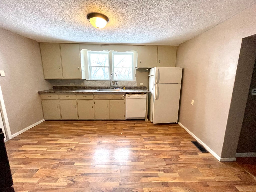 1109 3rd Street W Property Photo 4