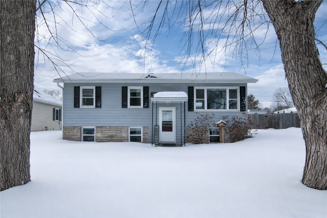 2714 Blakeley Avenue Property Photo 1