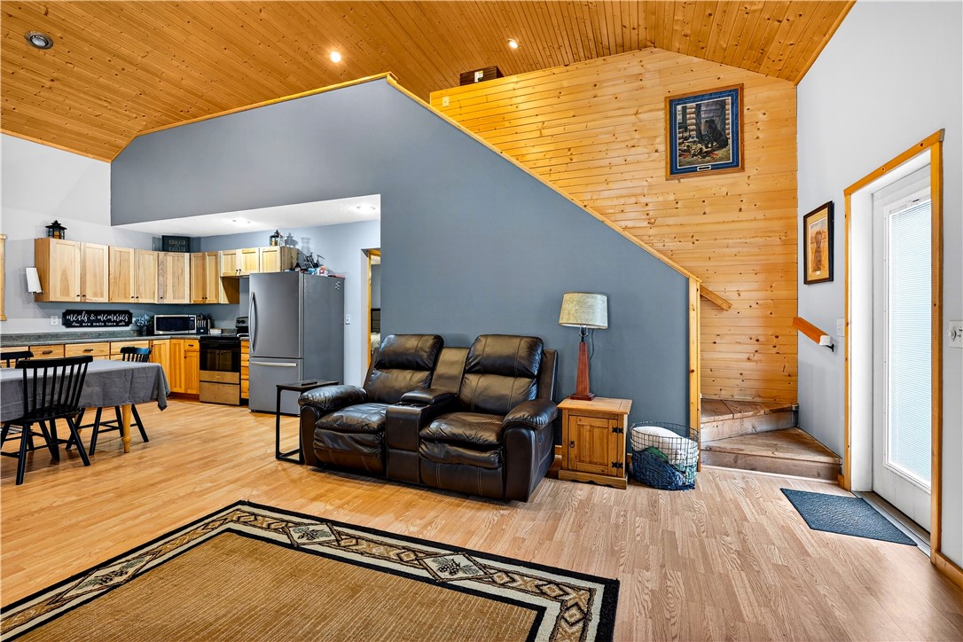 4748w Butler Road Property Photo 14