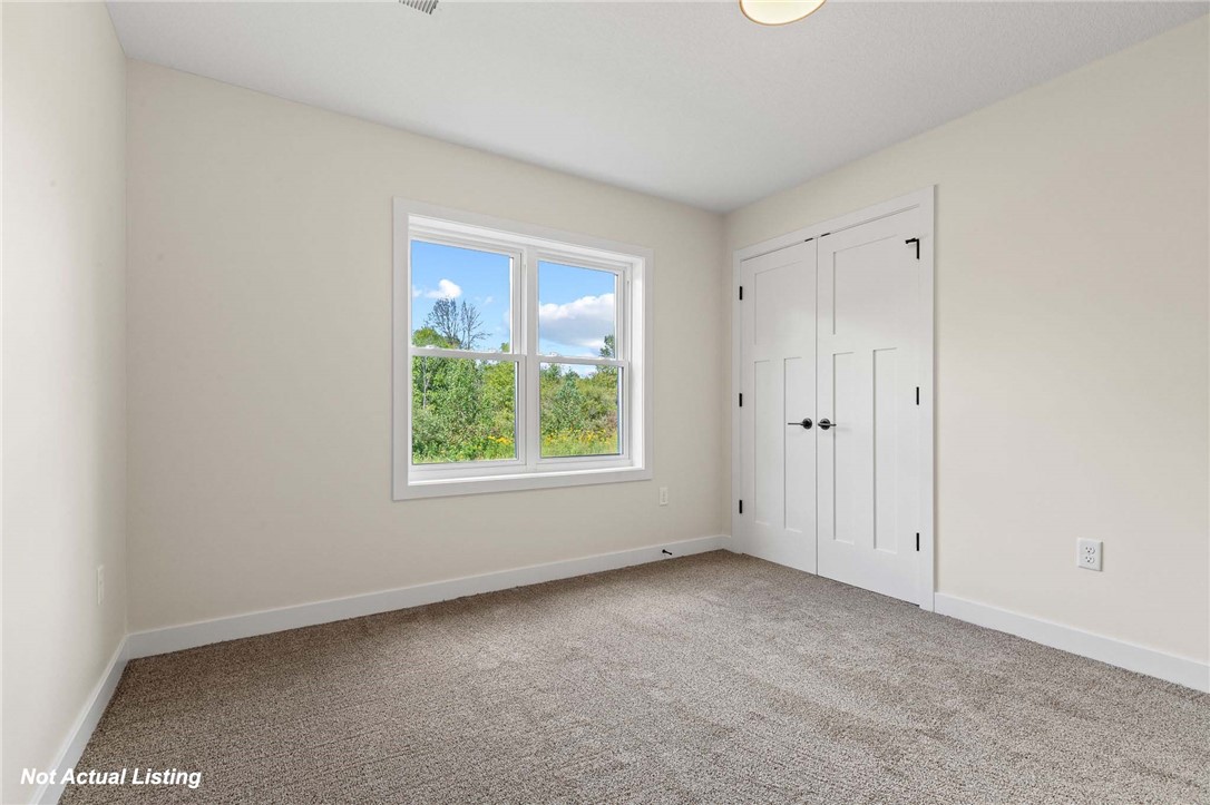 411 Finvold Street Property Photo 15