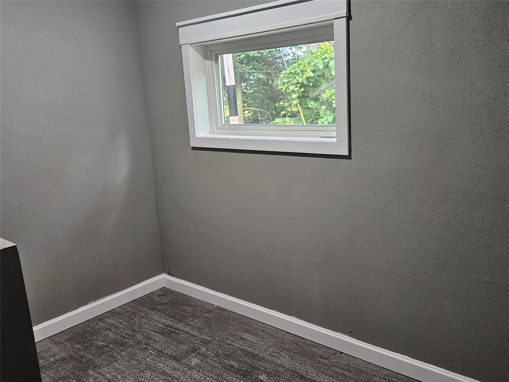 584 21 1/2 Avenue Property Photo 7