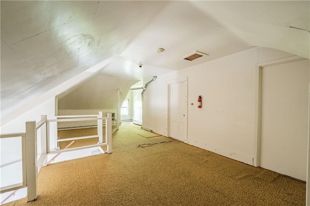 1010 S Farwell Street 1010 Property Photo 27