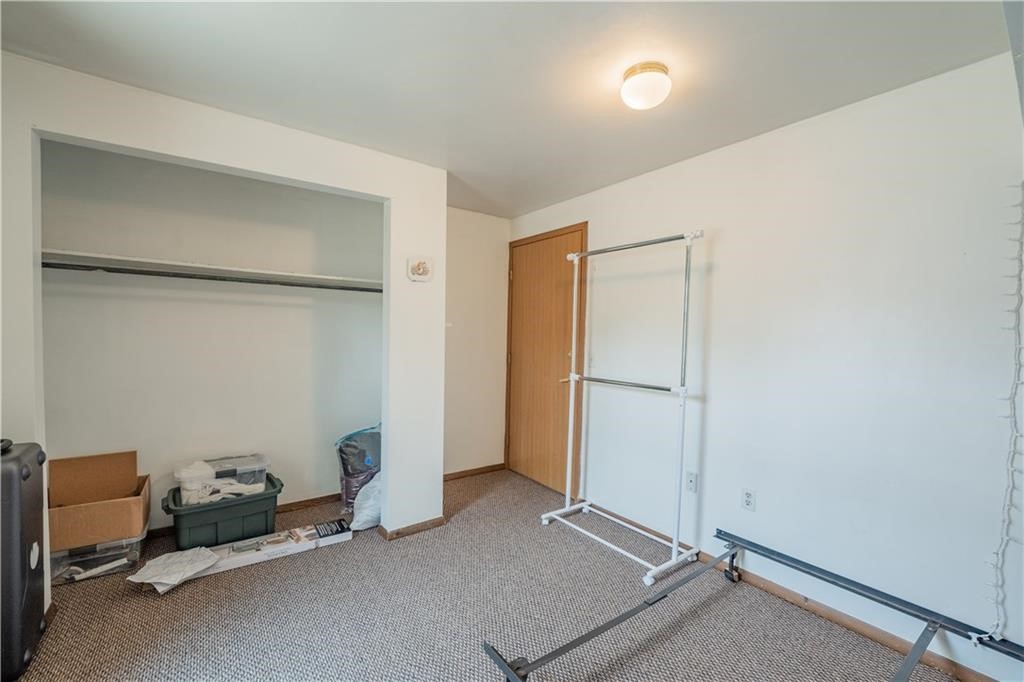 1010 S Farwell Street 1010 Property Photo 39