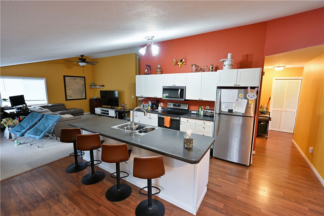6098 S State Highway 35 Property Photo 15