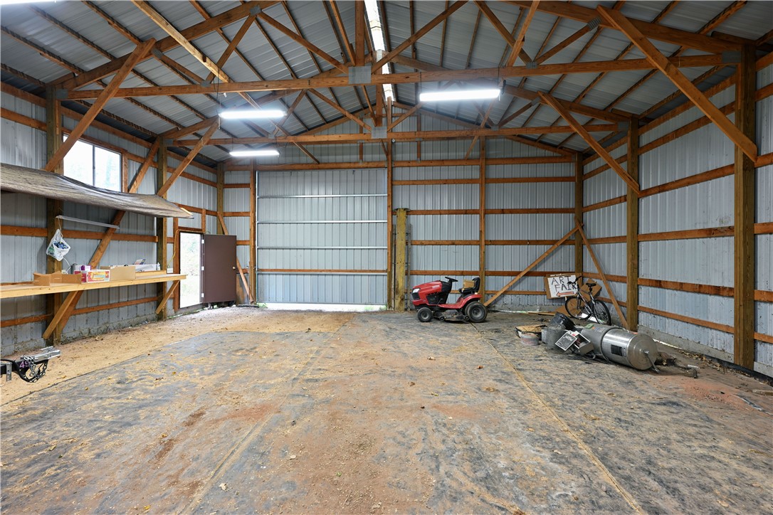 6098 S State Highway 35 Property Photo 21