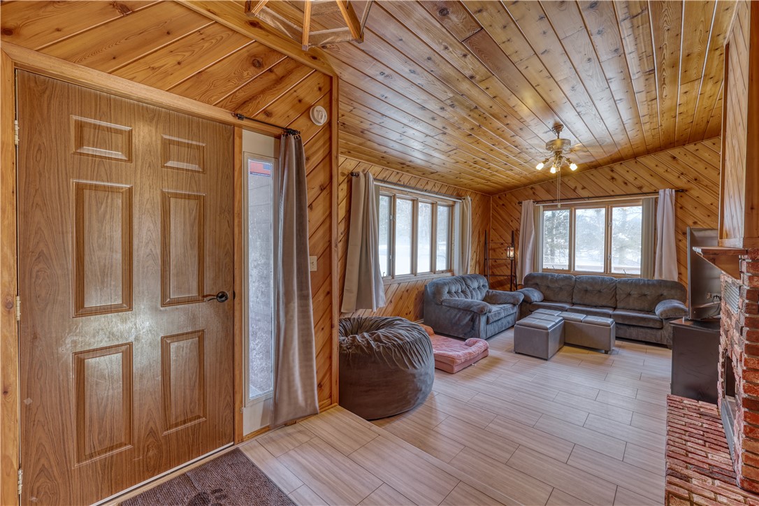 16059 W West Lane Property Photo 11