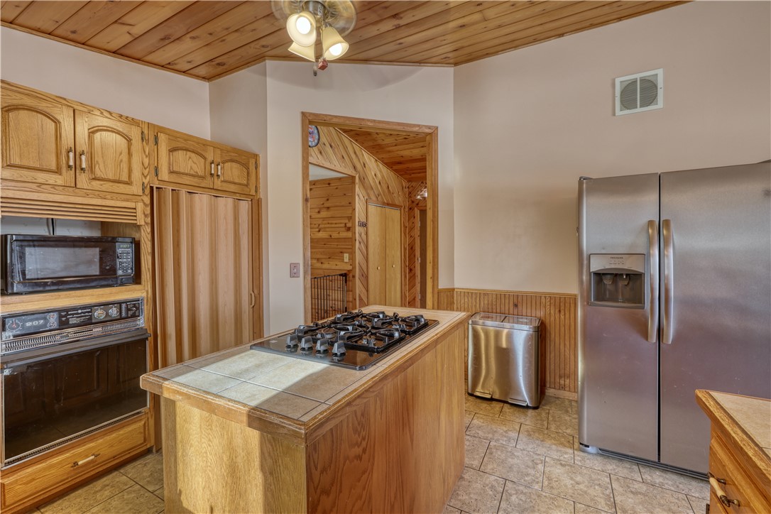 16059 W West Lane Property Photo 21