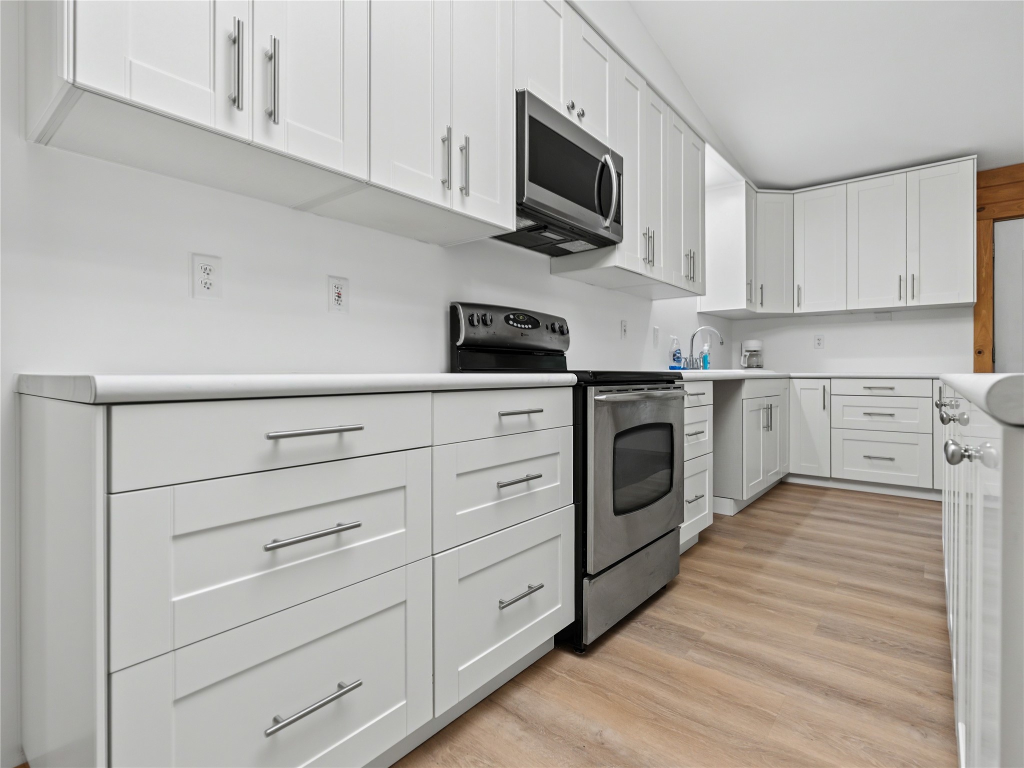 2756 28 1/8 Street Property Photo 6