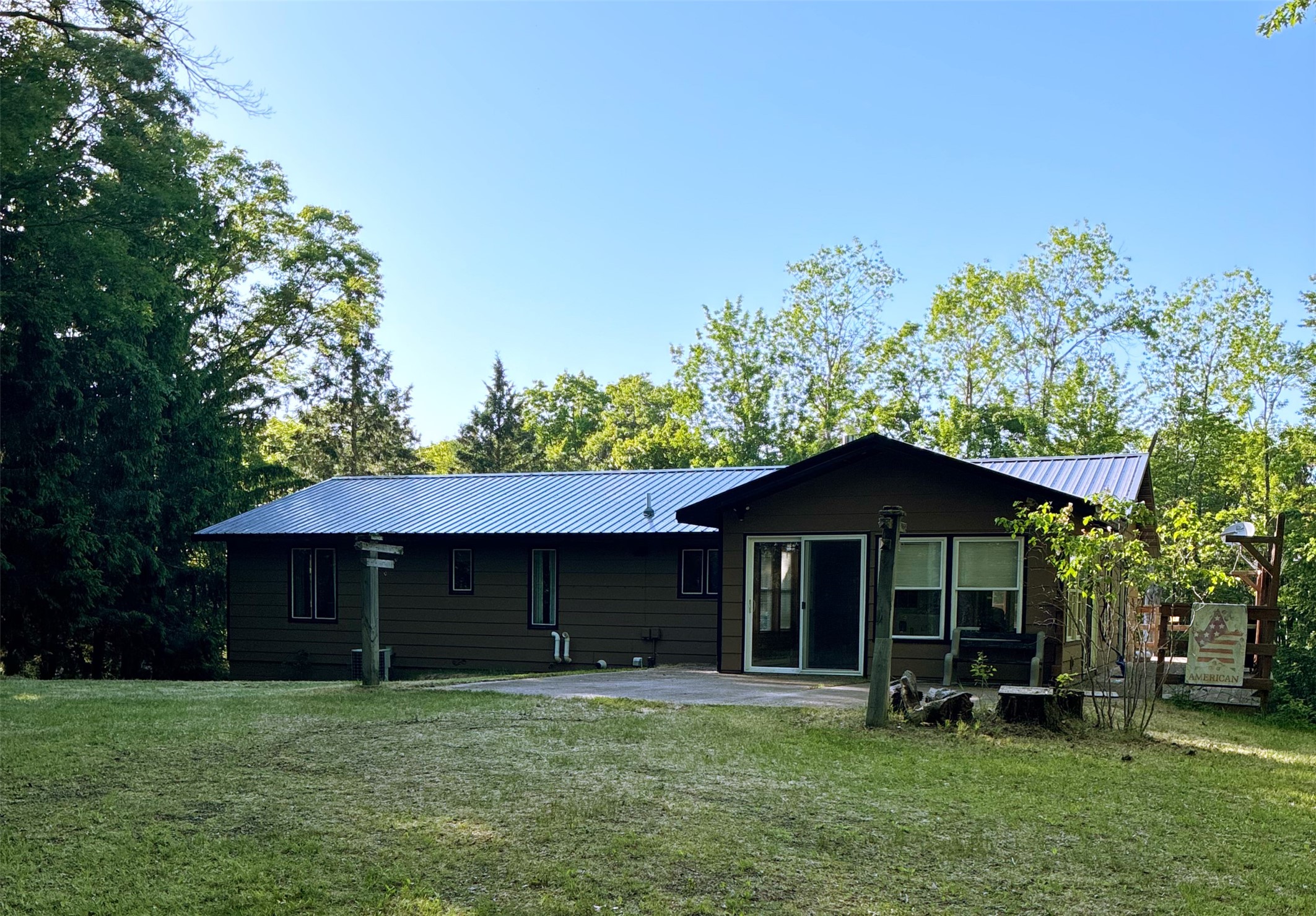 9410 Pine Lake Road Property Photo 2