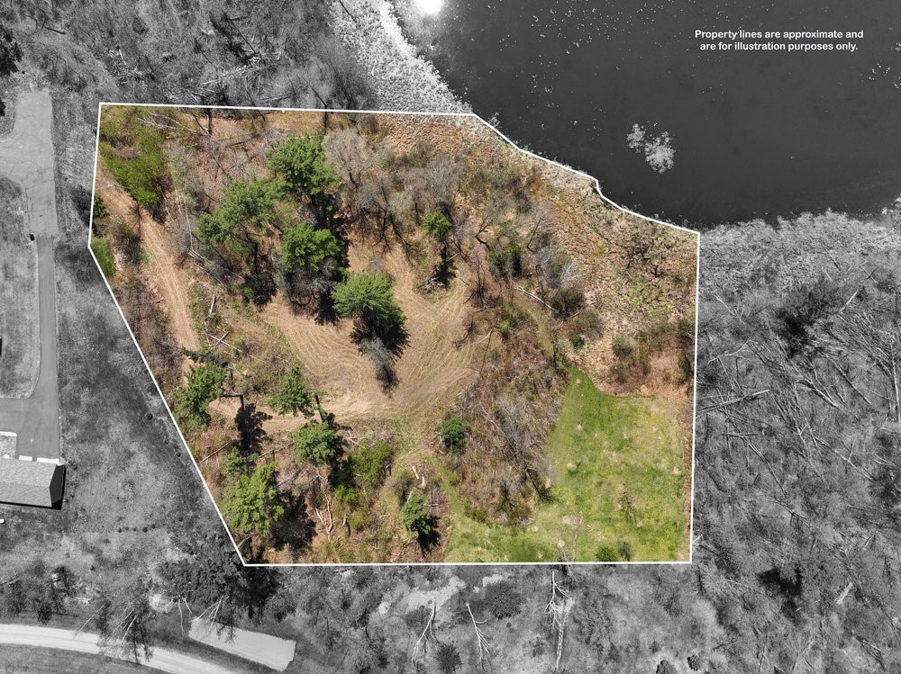 2376 10 7/8 Avenue Property Photo 2