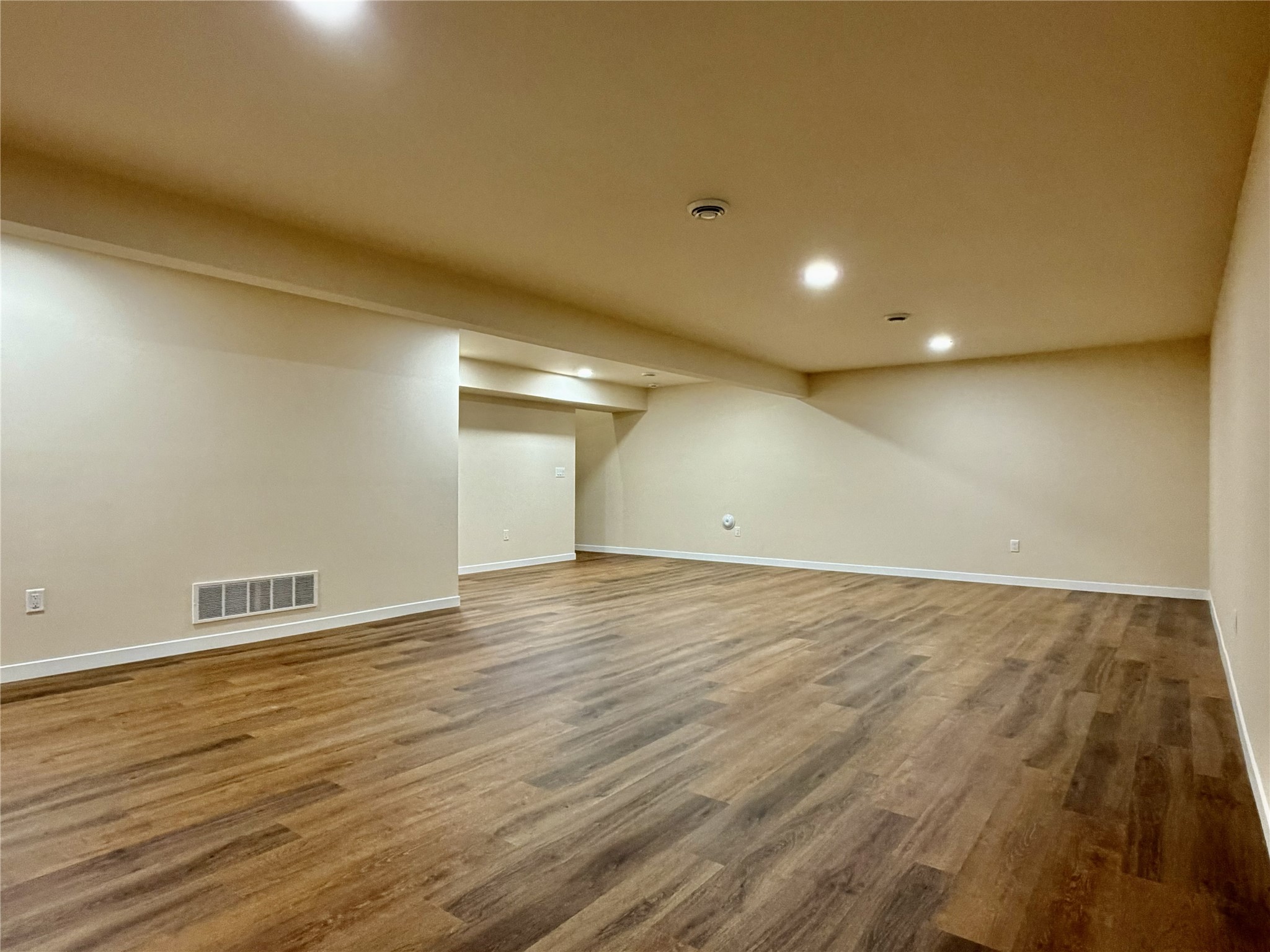1353 Knapp Street Property Photo 39