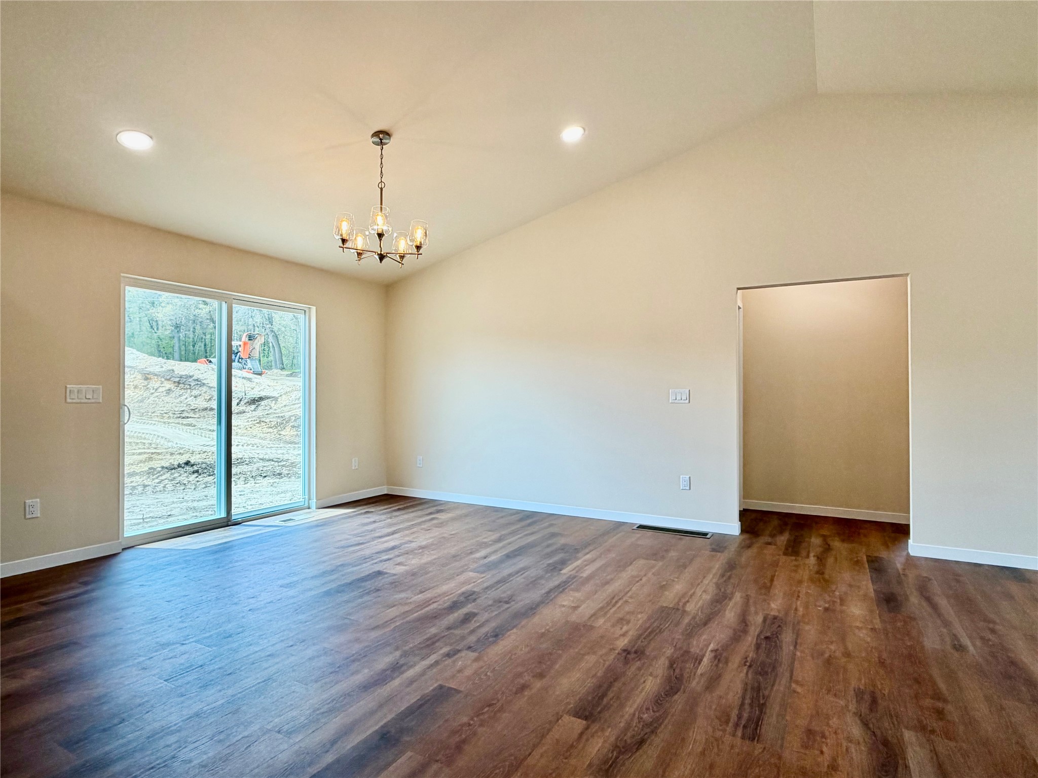 1359 Knapp Street Property Photo 12