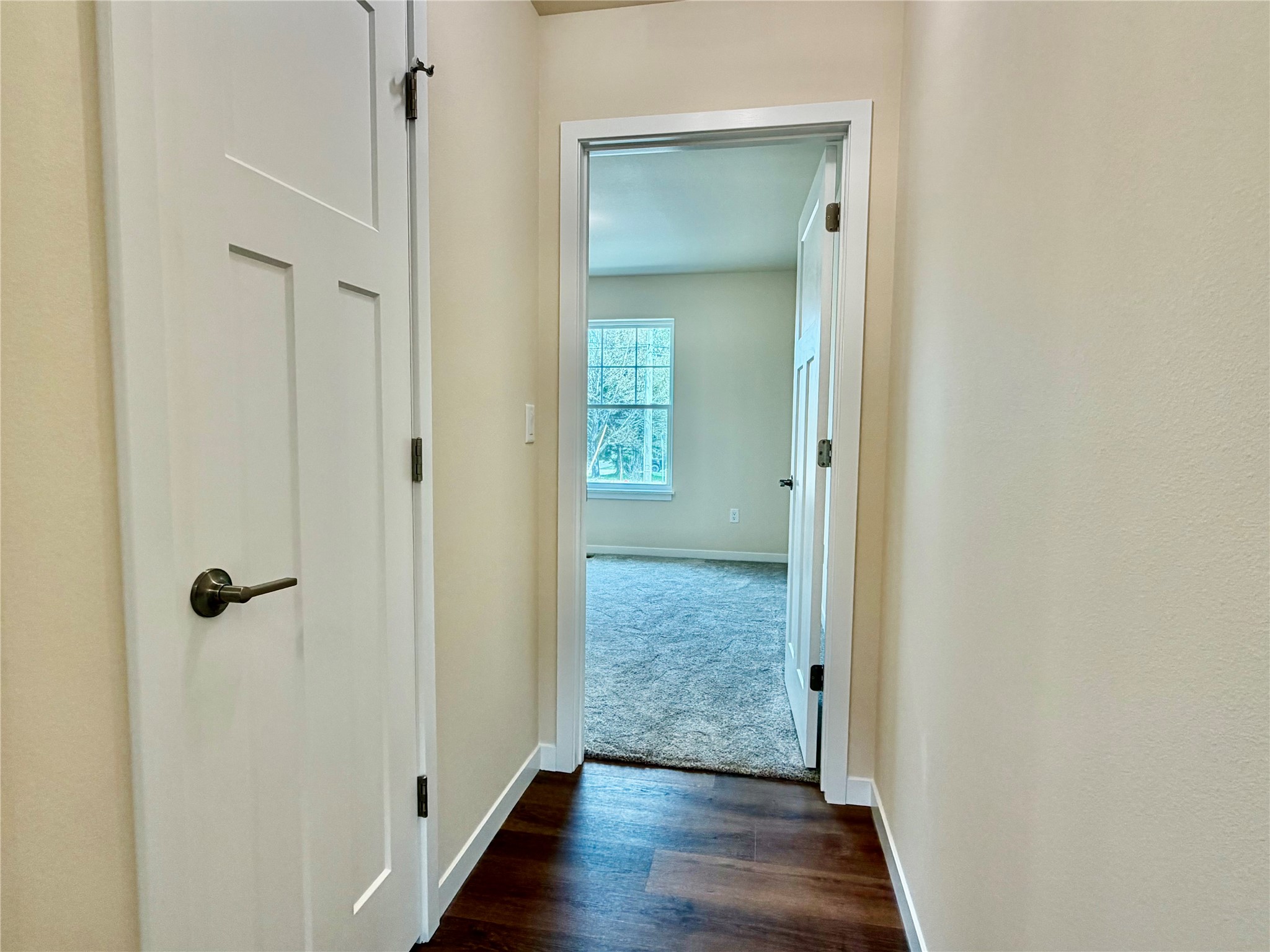 1359 Knapp Street Property Photo 13