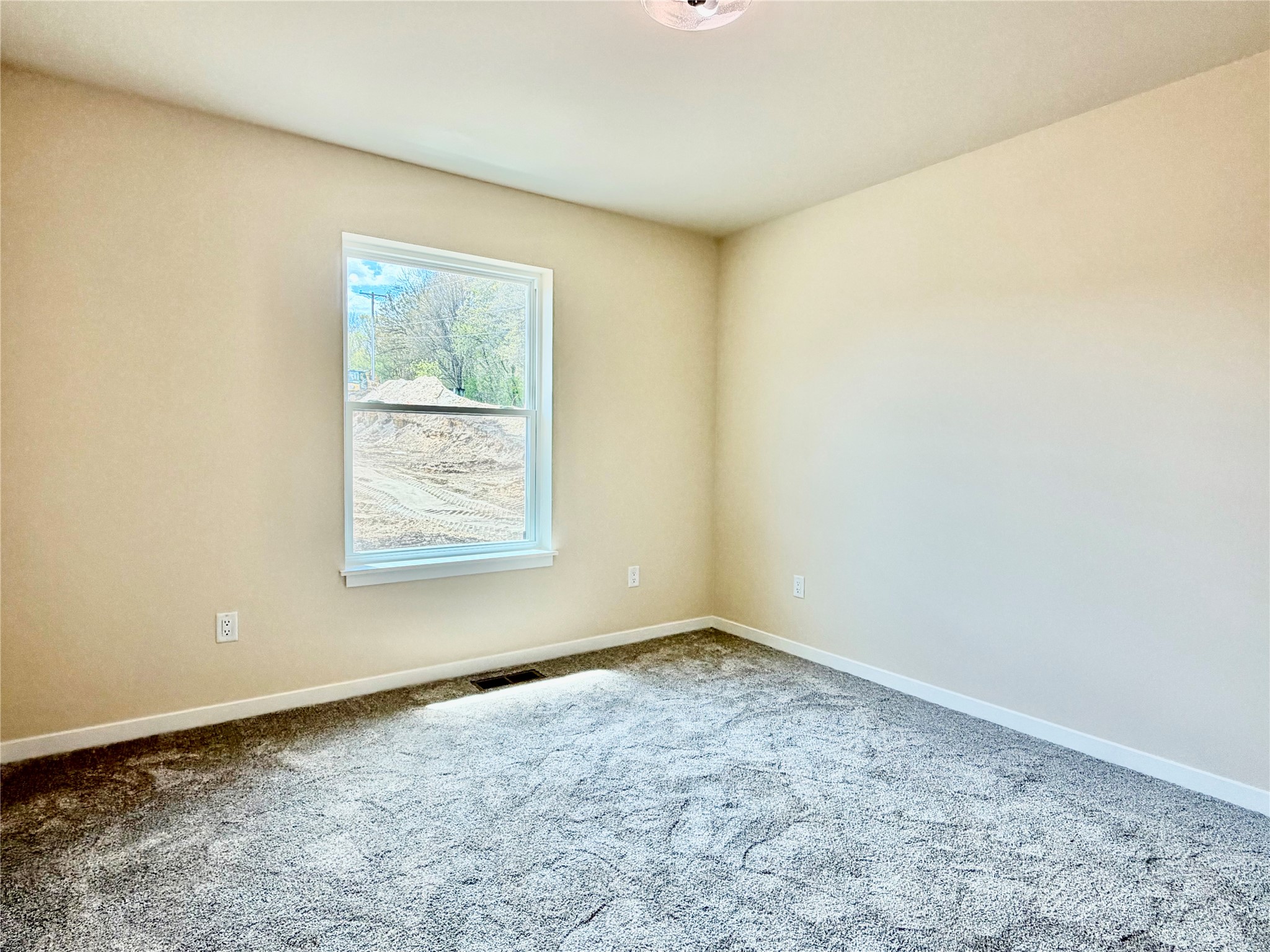1359 Knapp Street Property Photo 26