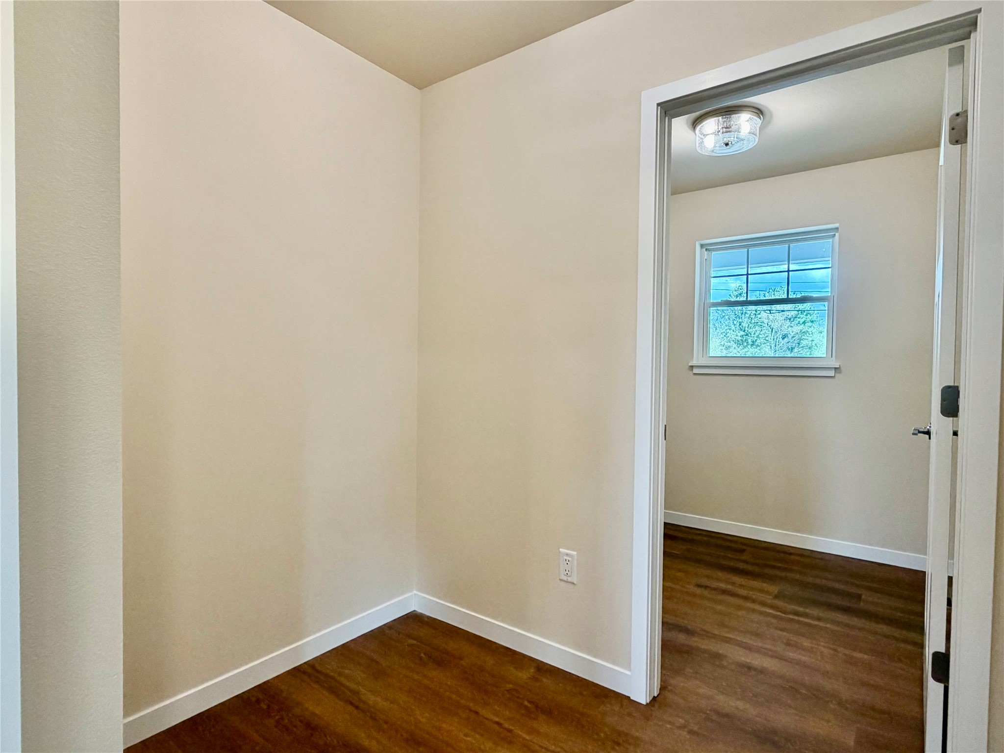 1359 Knapp Street Property Photo 37
