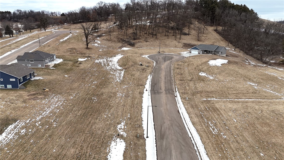 36187 Aspen Court Property Photo 4