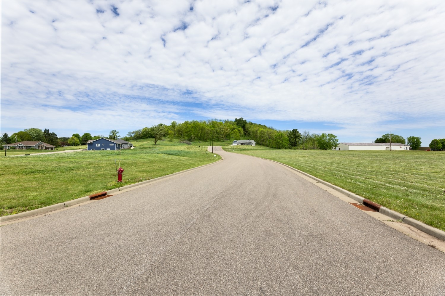36196 Willow Court Property Photo 4