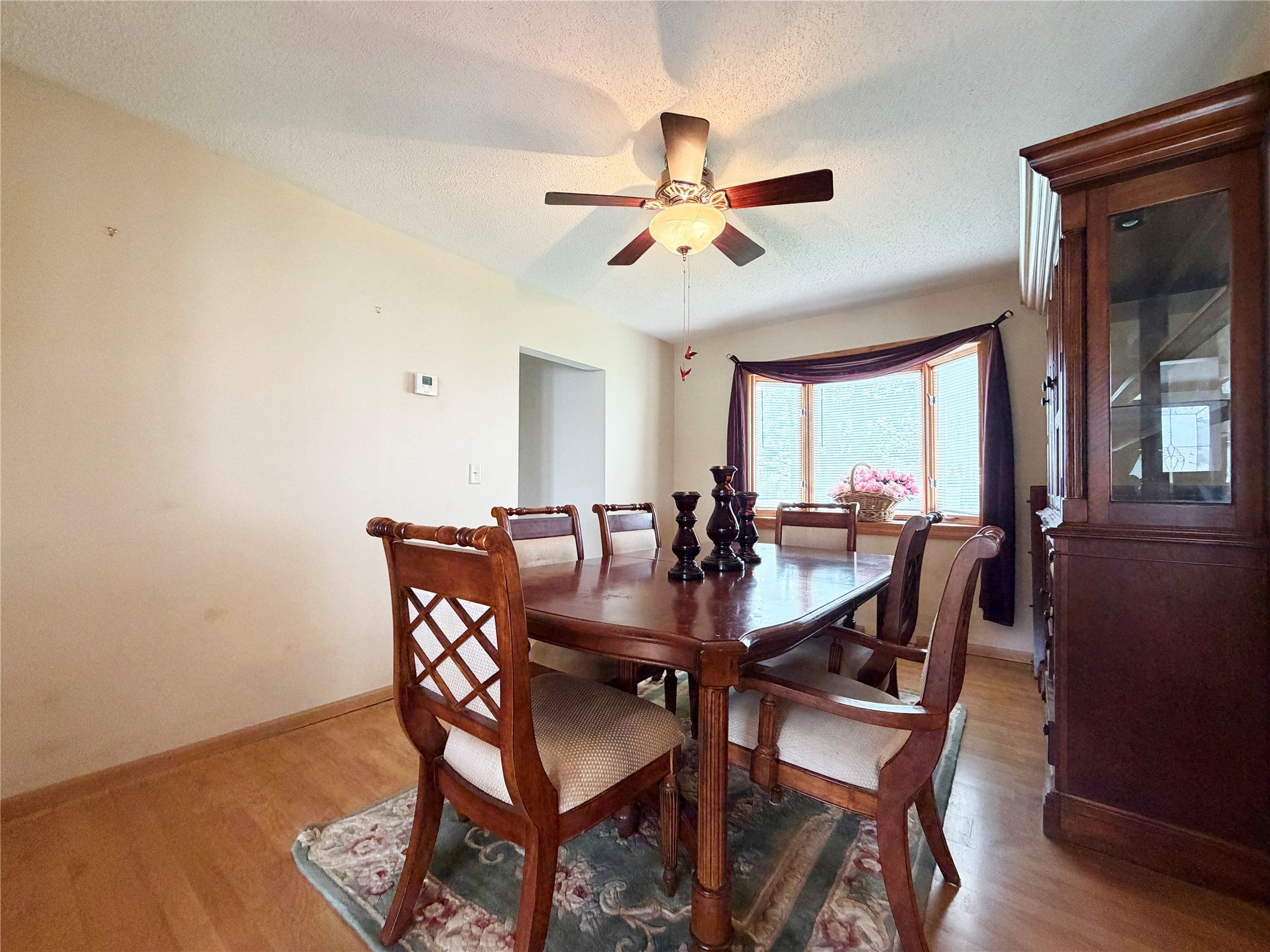 854 6th Street Property Photo 7