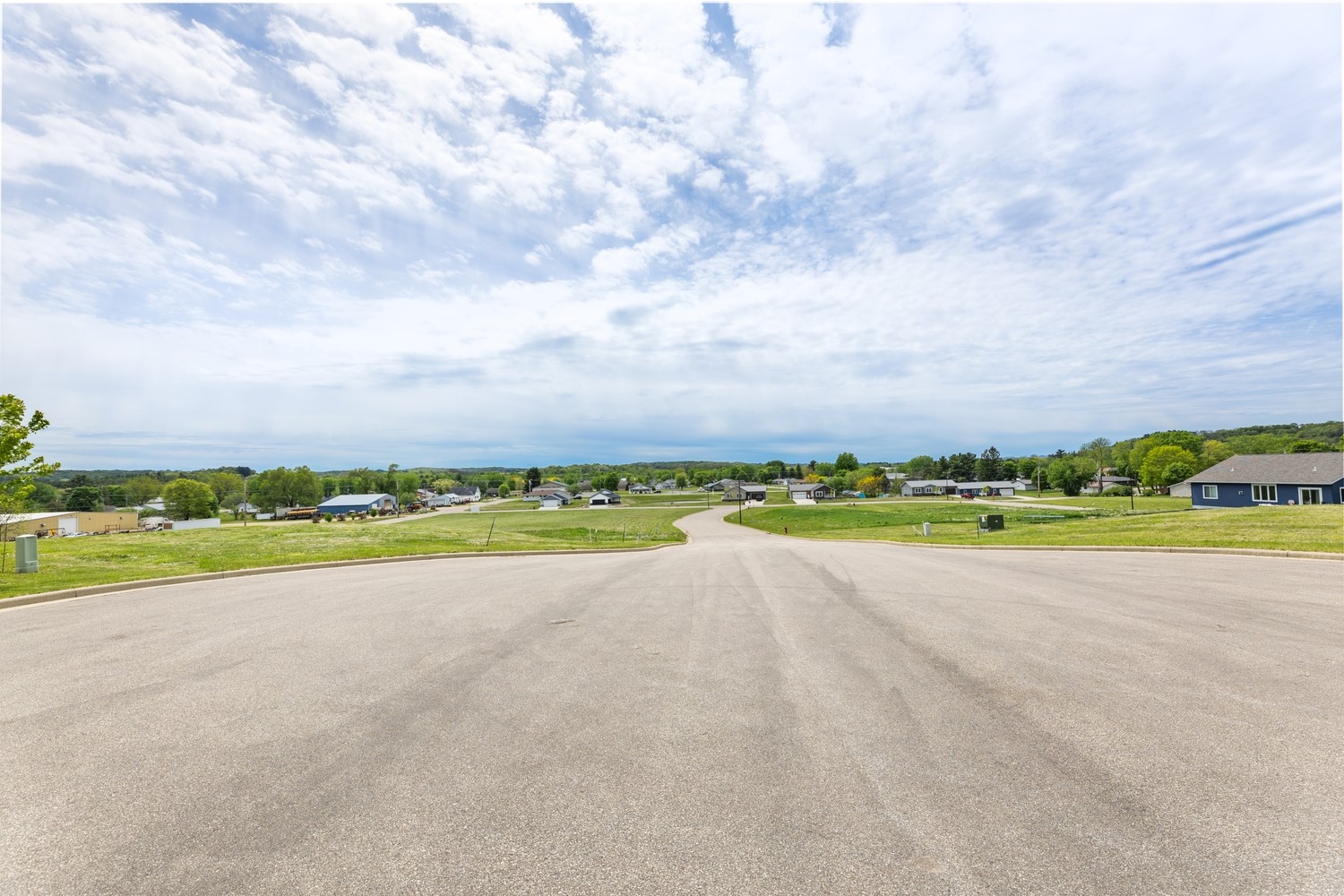 36164 Willow Court Property Photo 4