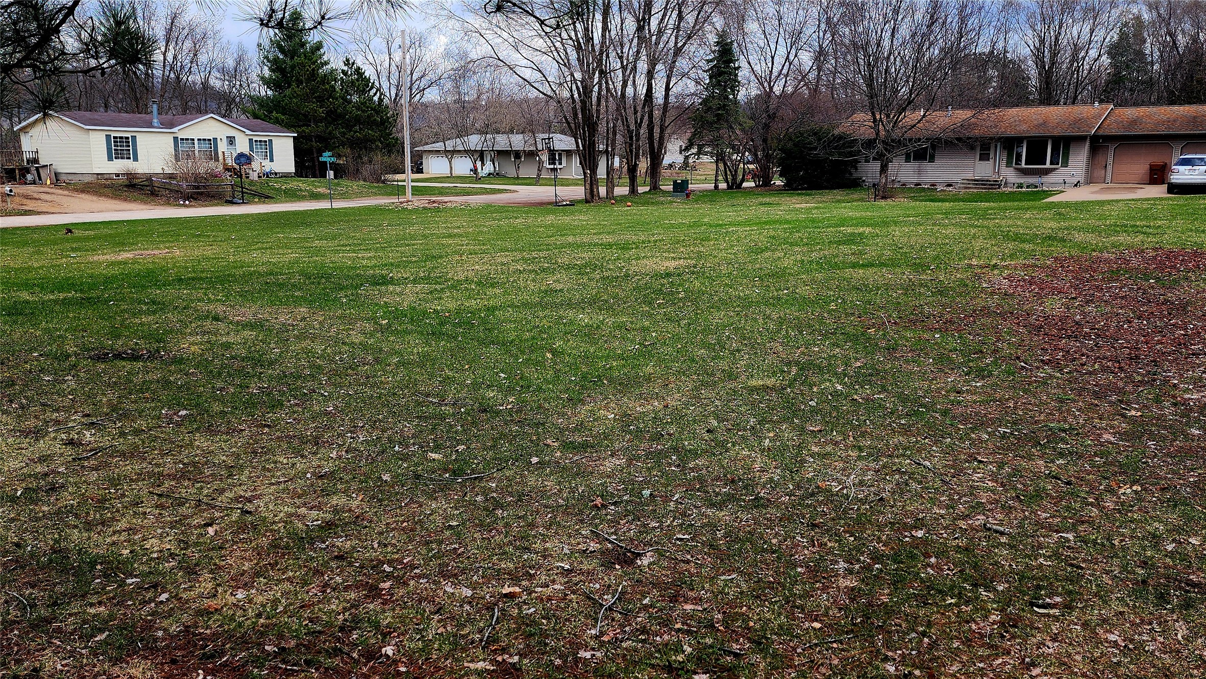 1205 Charland Drive Property Photo 4