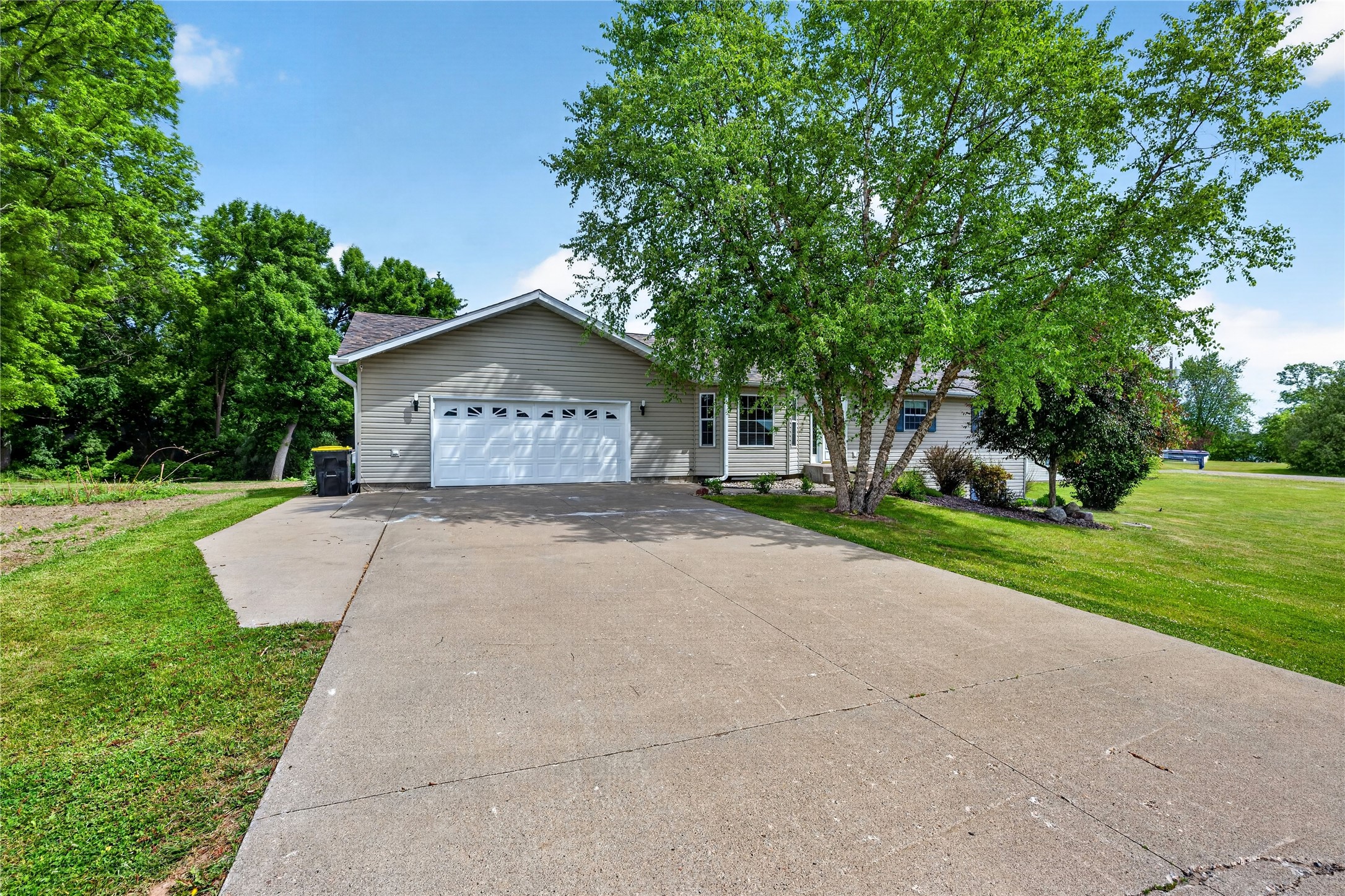 2030 22 3/8 Avenue Property Photo 14
