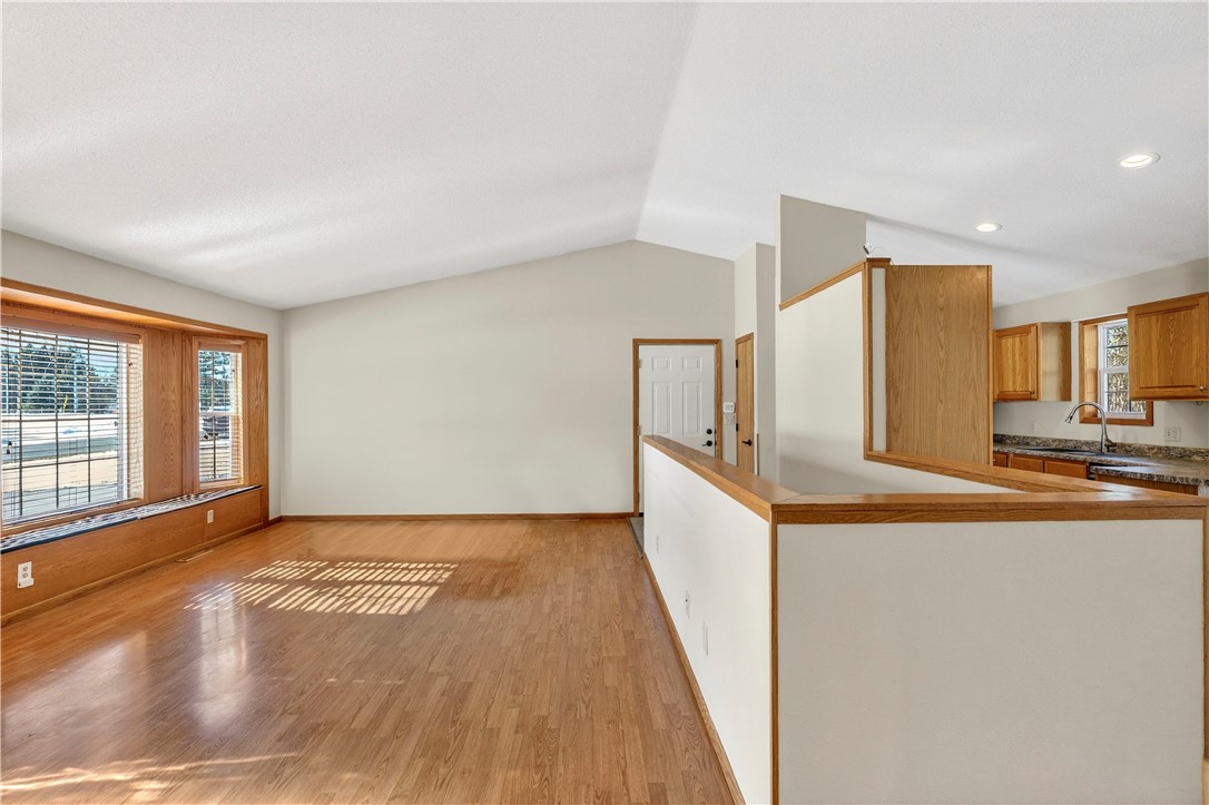 2030 22 3/8 Avenue Property Photo 26