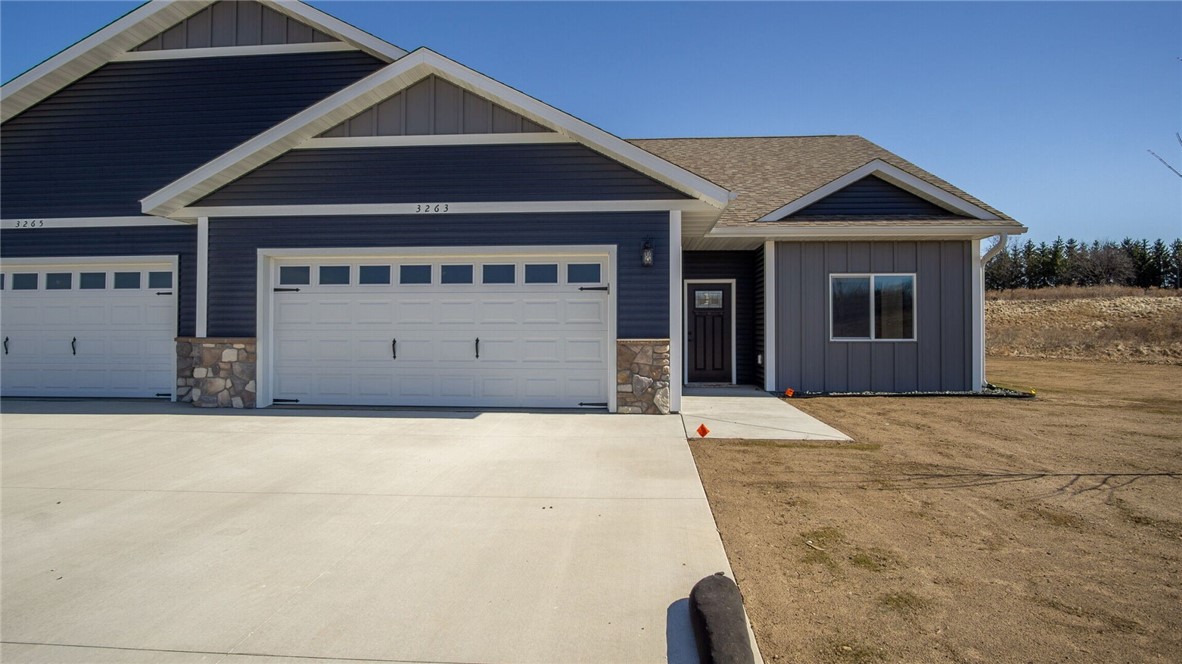 3369 Iris Drive Property Photo 1