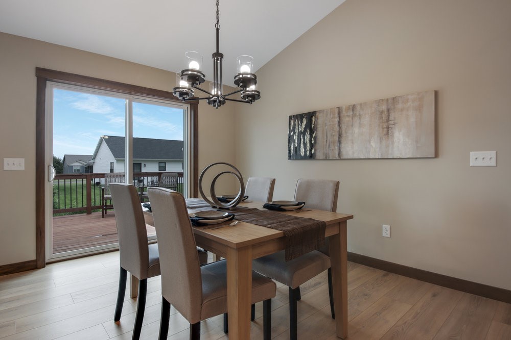 5609 Moss Trail Property Photo 10