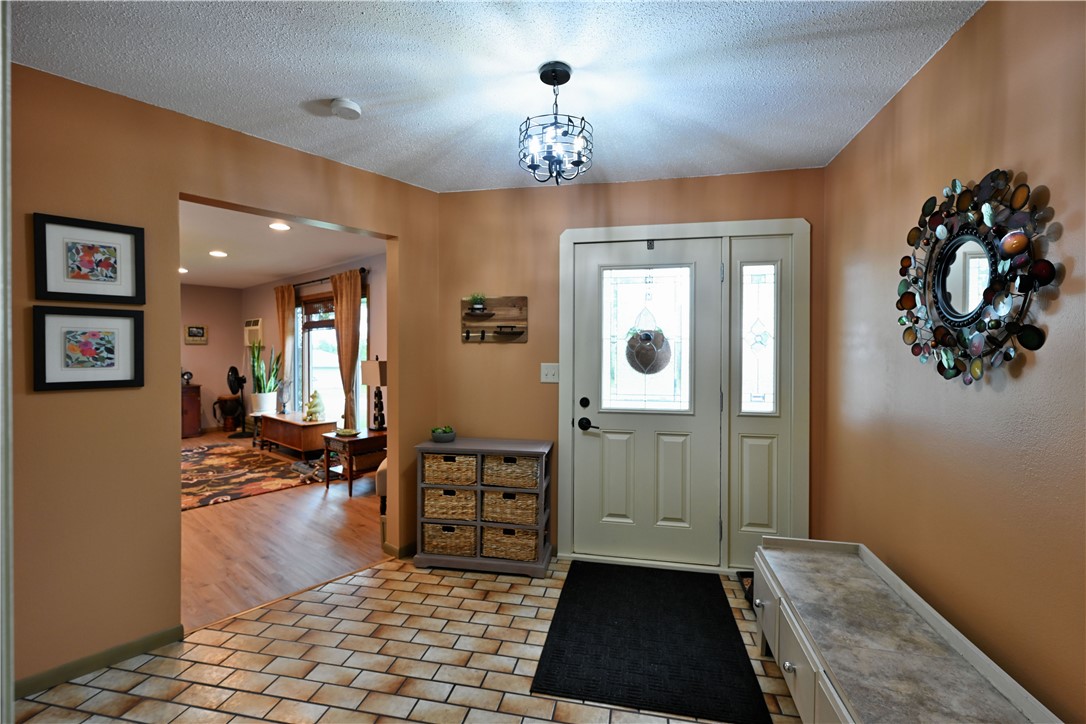 28 Pokegema Boulevard Property Photo 10