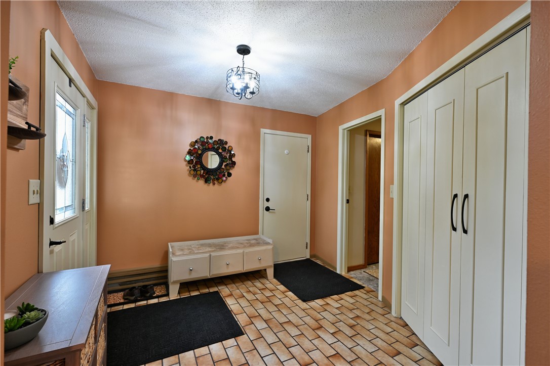 28 Pokegema Boulevard Property Photo 11