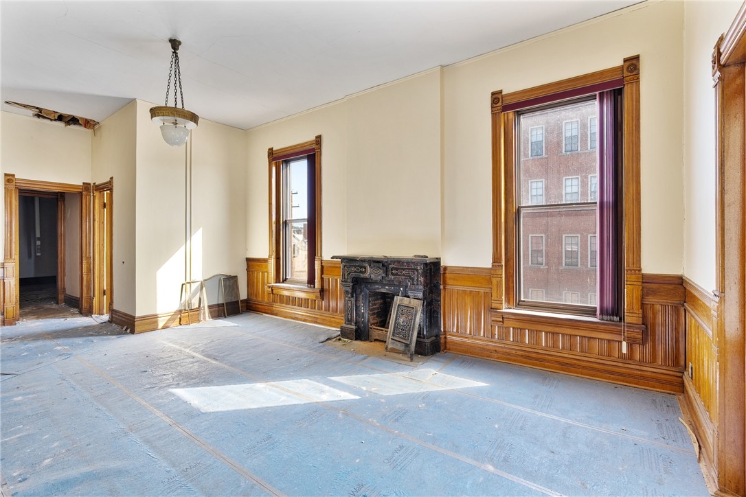2 Bay Street Property Photo 13
