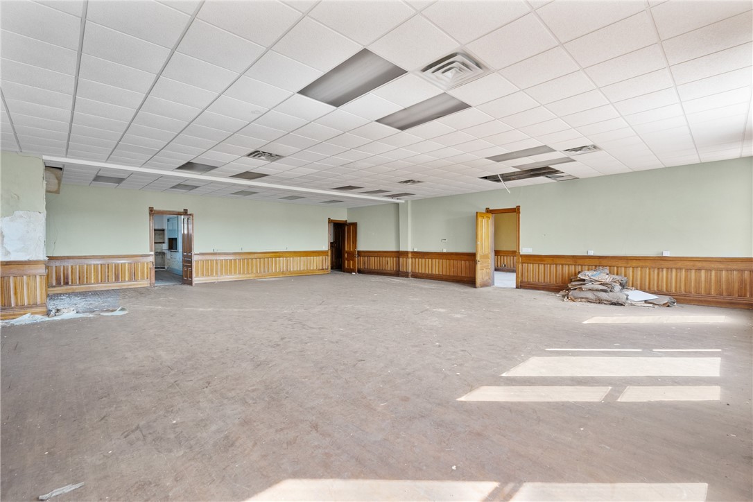 2 Bay Street Property Photo 15