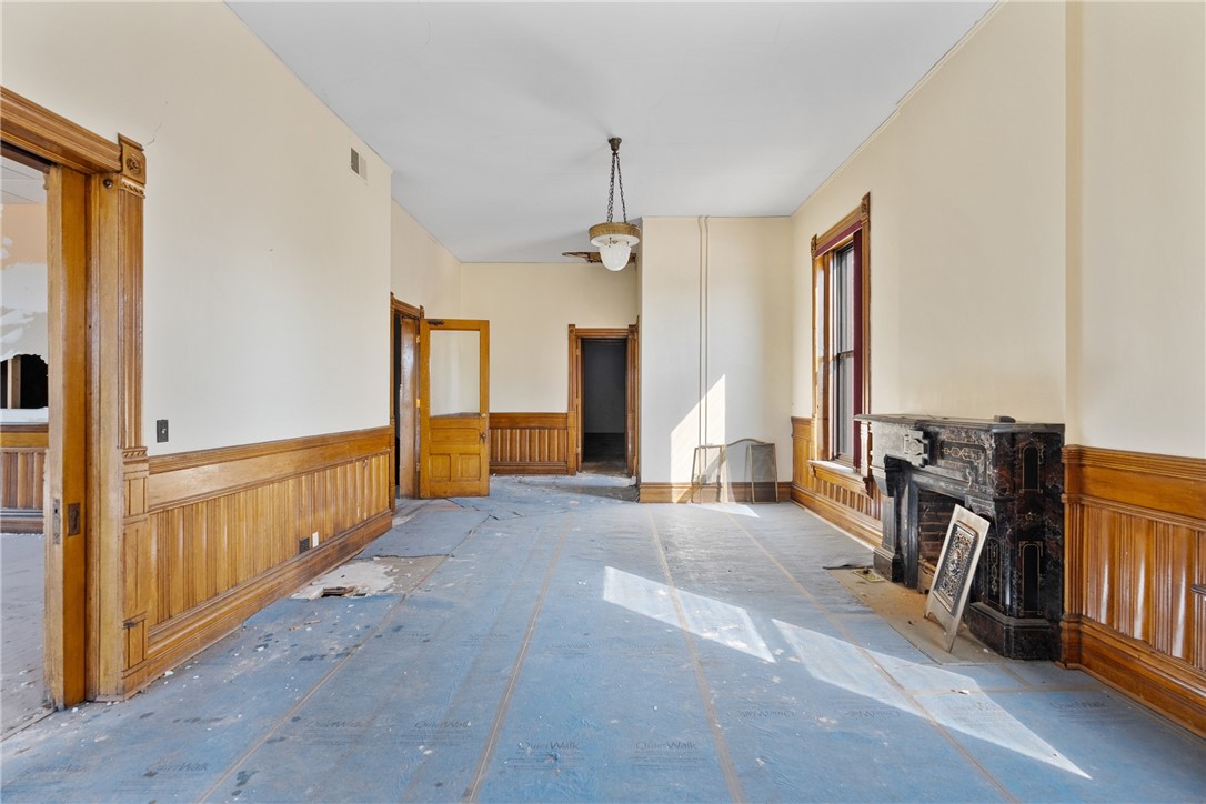 2 Bay Street Property Photo 18