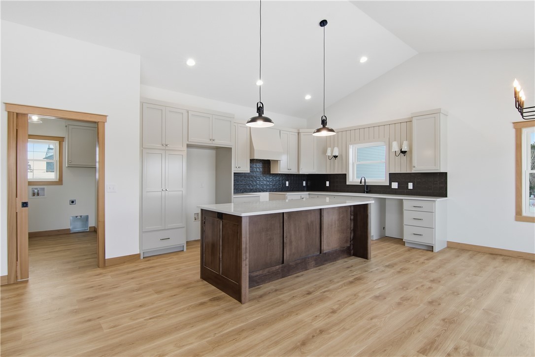 5136 159th Street Property Photo 13