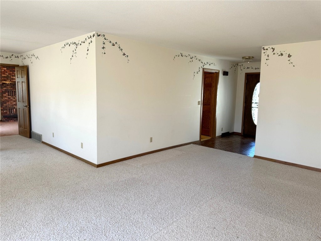 812 Oak Street Property Photo 22