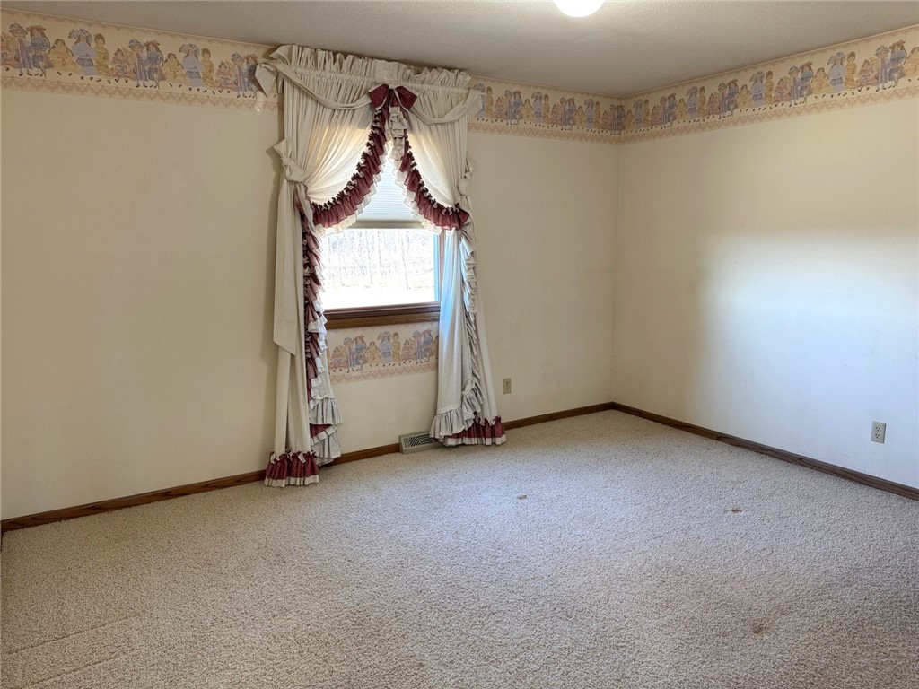 812 Oak Street Property Photo 28