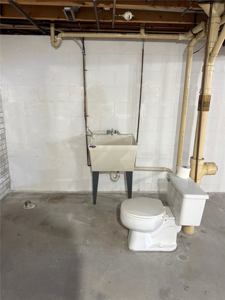 812 Oak Street Property Photo 35