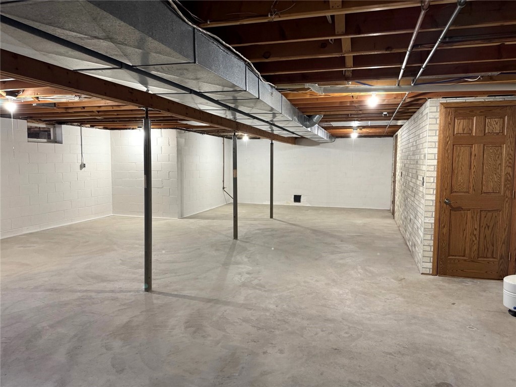 812 Oak Street Property Photo 36