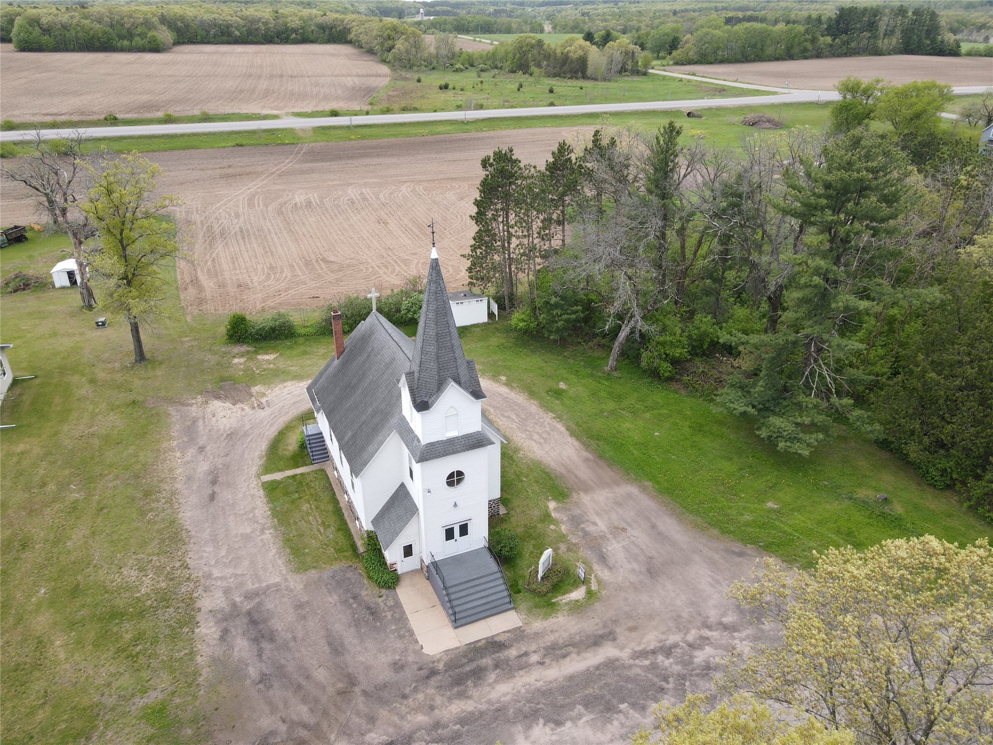 W14755 Old Highway 10 Property Photo 7