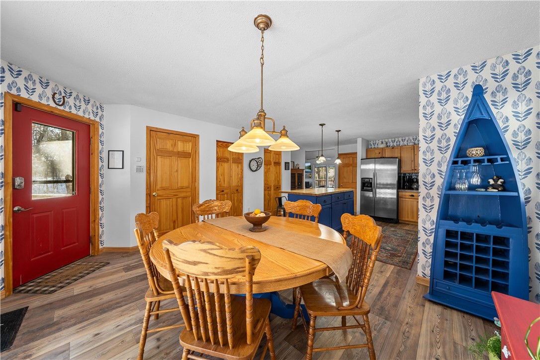28595 Half Moon Court Property Photo 11