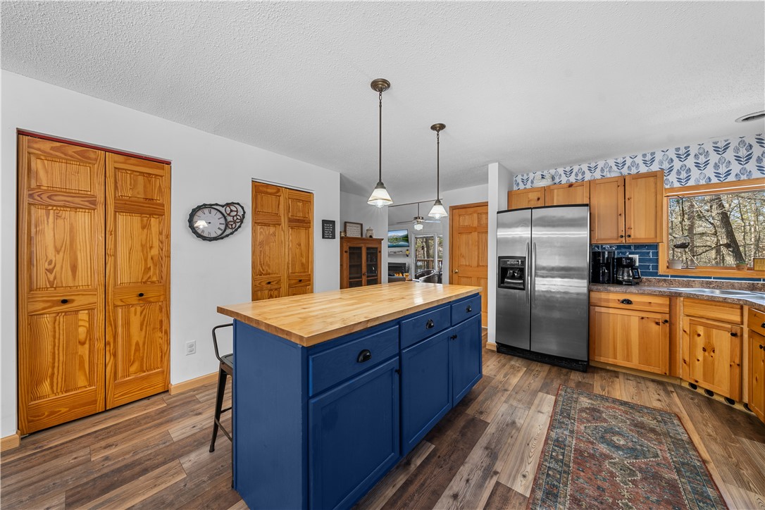 28595 Half Moon Court Property Photo 14
