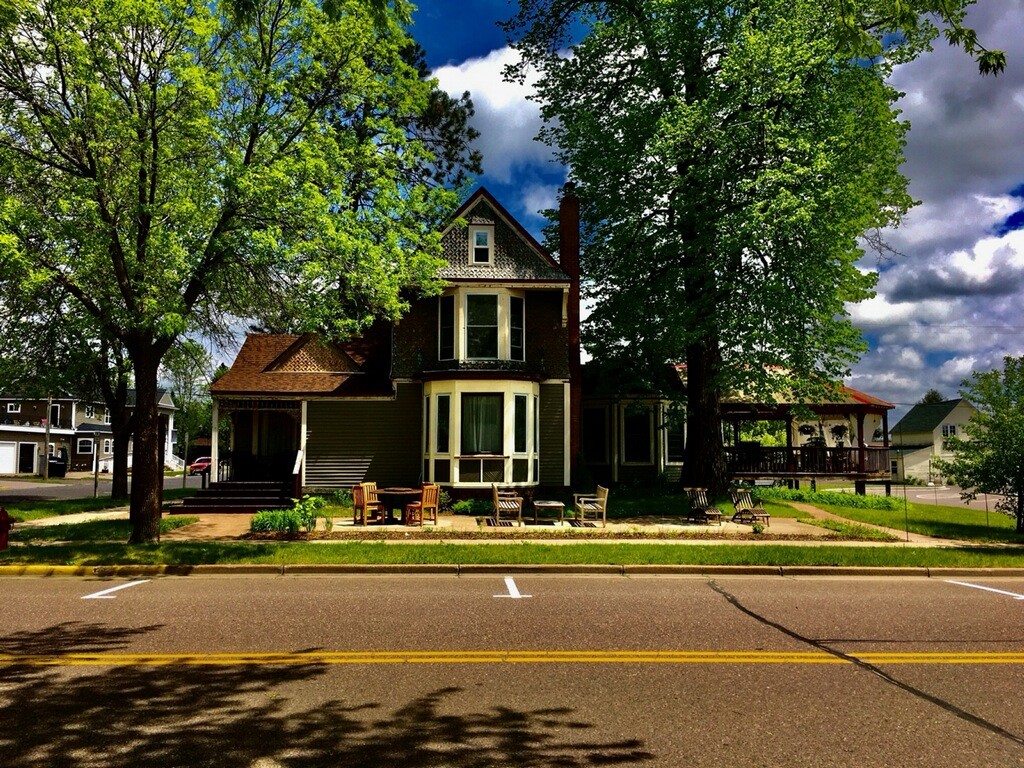 10576 Kansas Avenue Property Photo 5